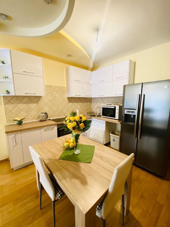 'M&M' Two Bedroom Apartment In Center Of Будва Екстер'єр фото
